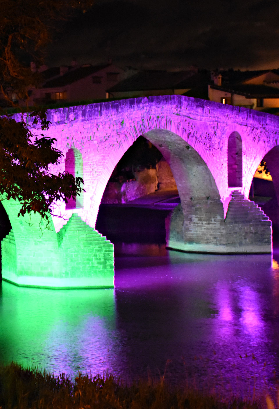 Projecte d'il·luminació del pont romànic de Puente de la Reina