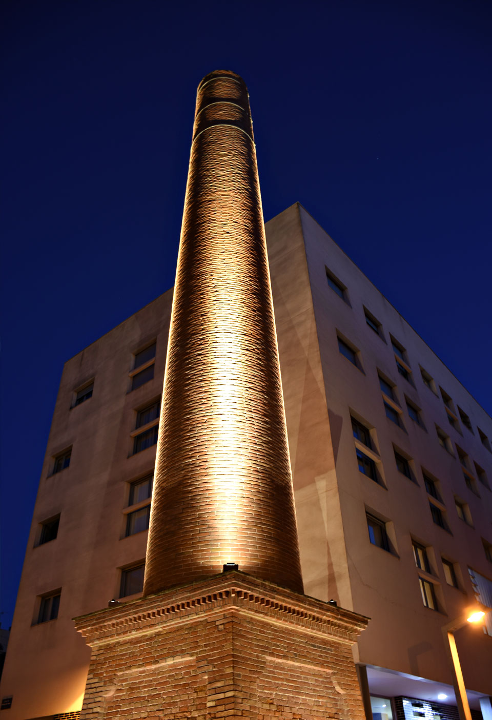 Proyecto de iluminación de las chimeneas de Granollers