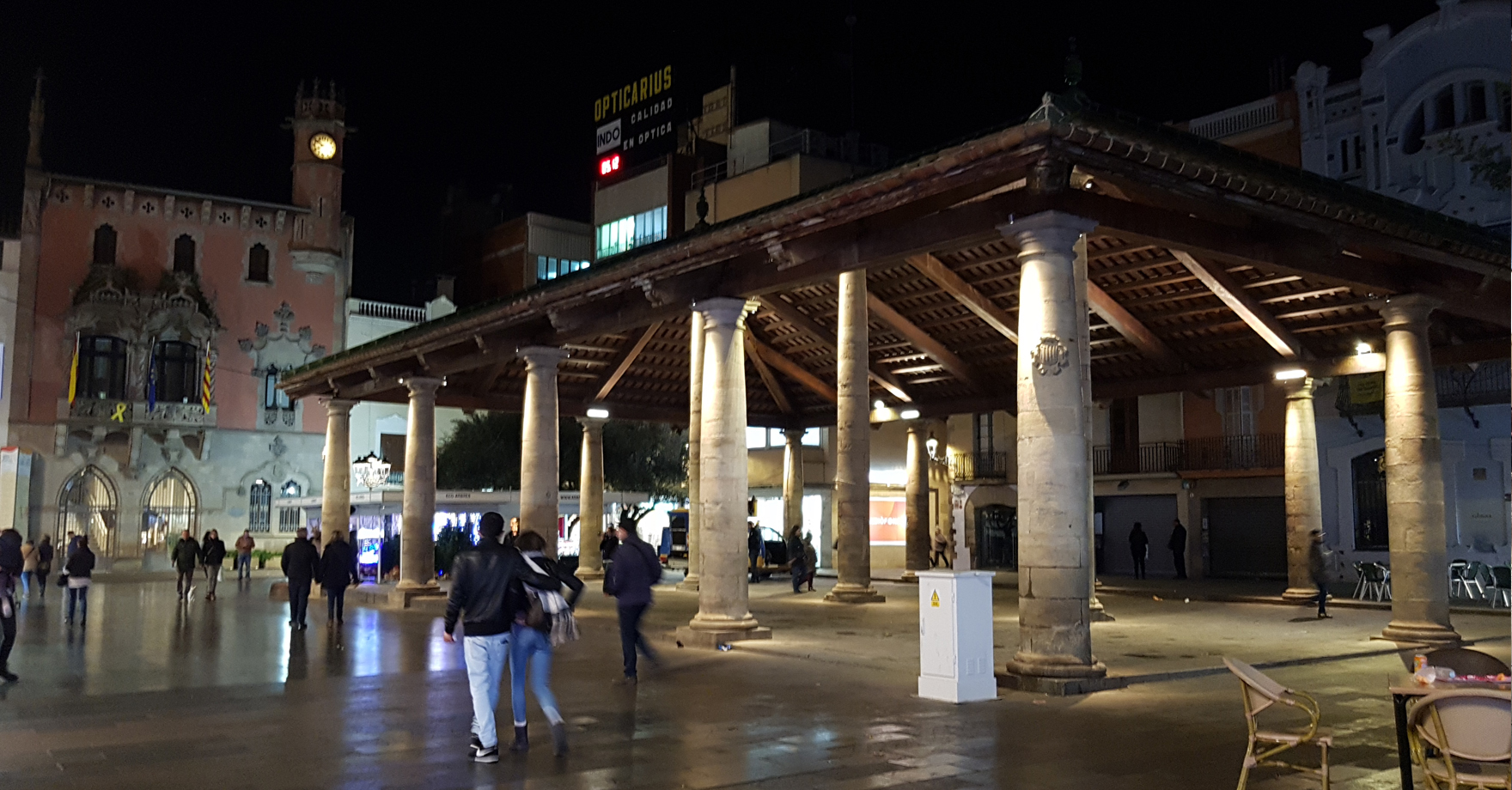 Iluminación exterior diseñada por Nurlighting - Alfred Sá para los Menhires en la Coruña