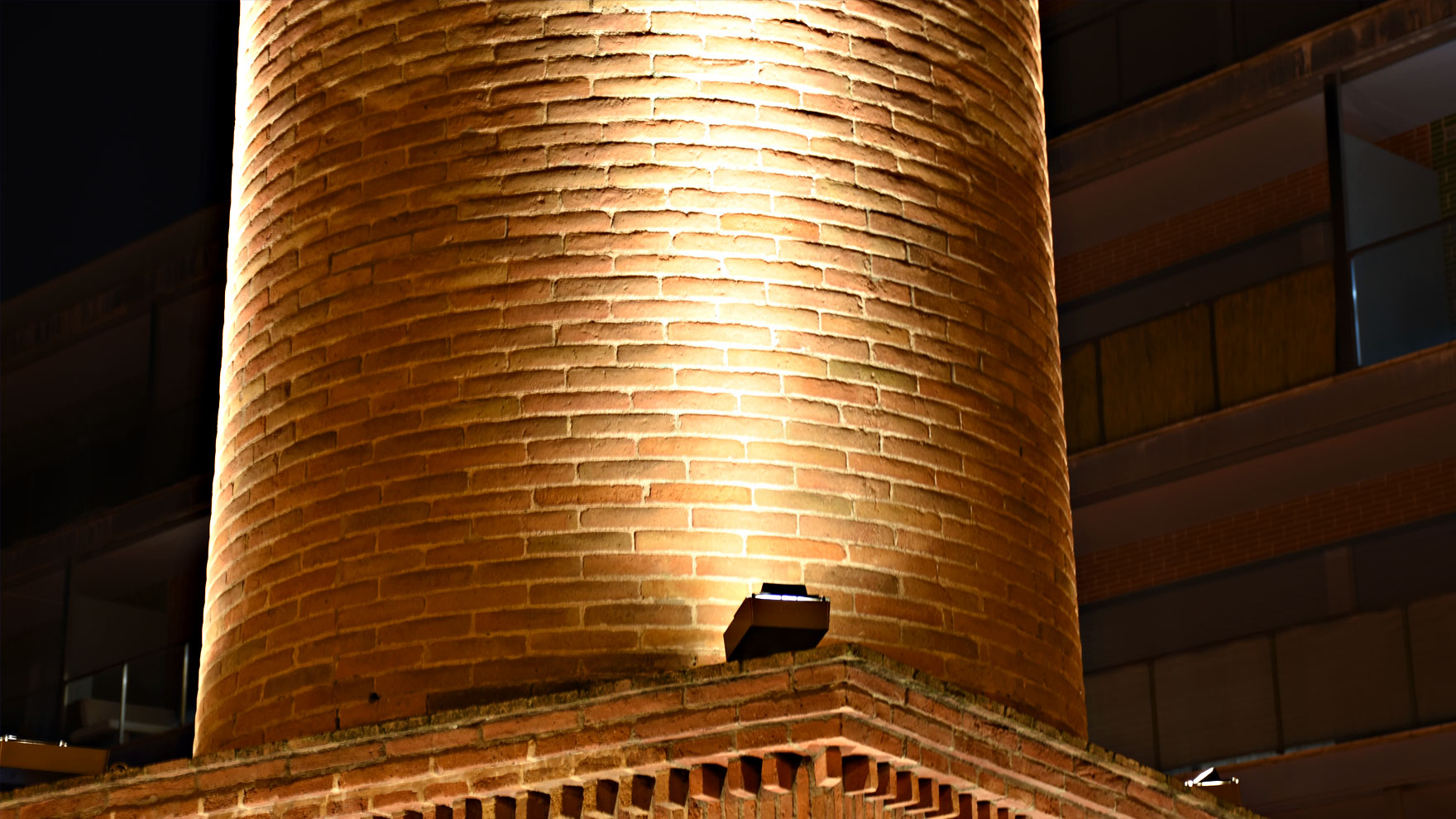 Iluminación de las chimeneas de Granollers