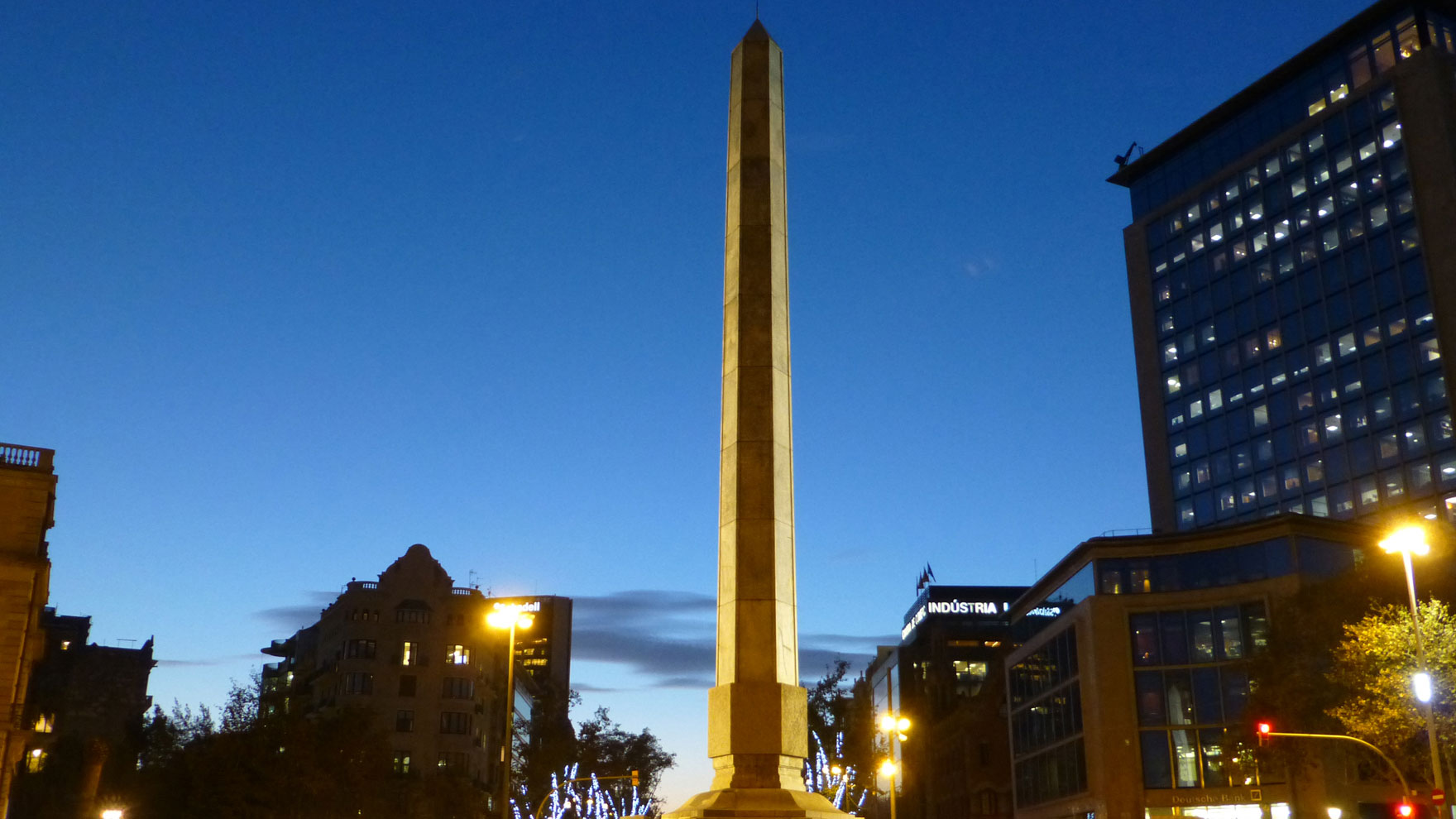 Obelisco de Barcelona