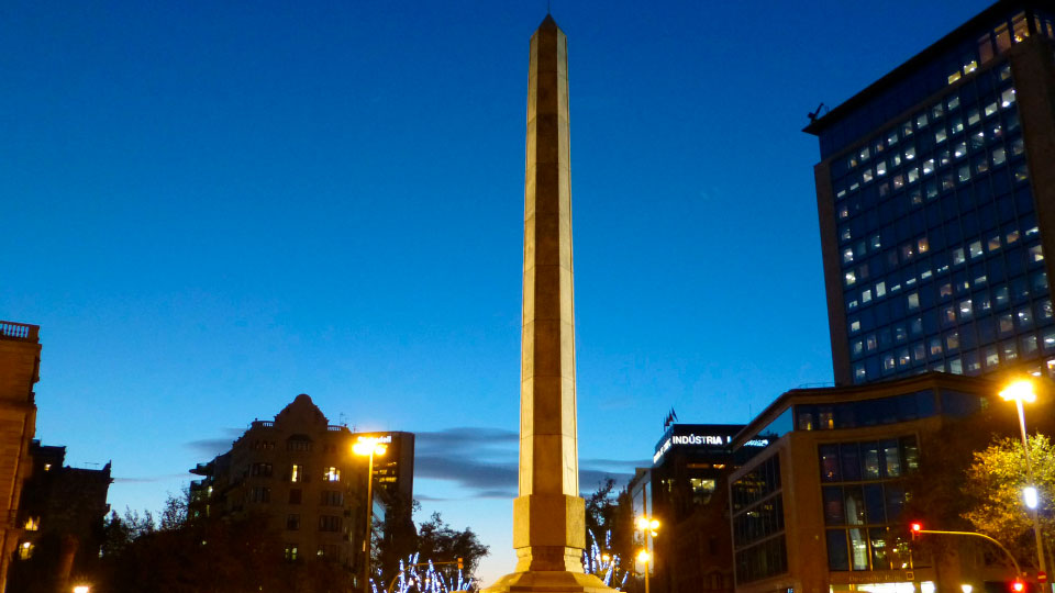 Obelisco de paseo de gracia